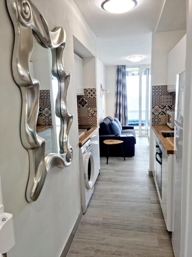 Oceanview Apartment ปูแอร์โตเดลคาร์เมน ภายนอก รูปภาพ
